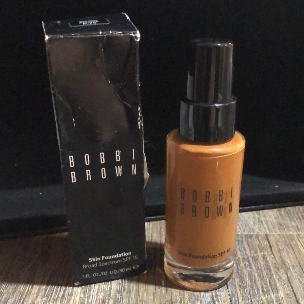 BOBBI BROWN SKIN FOUNDATION SPF15 #6.75 Golden Almond 1 oz